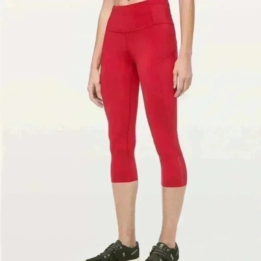 Lululemon Fast & Free‎ Crop II Nulux 19" Size 4 Dark Red Capris Pants